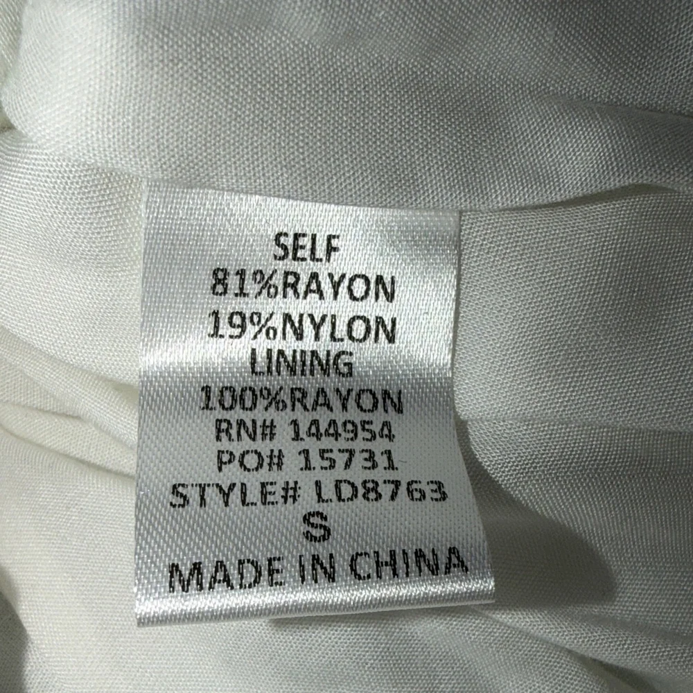 Luxxel Leafy Mint Green and White dress - Picture 5 of 7